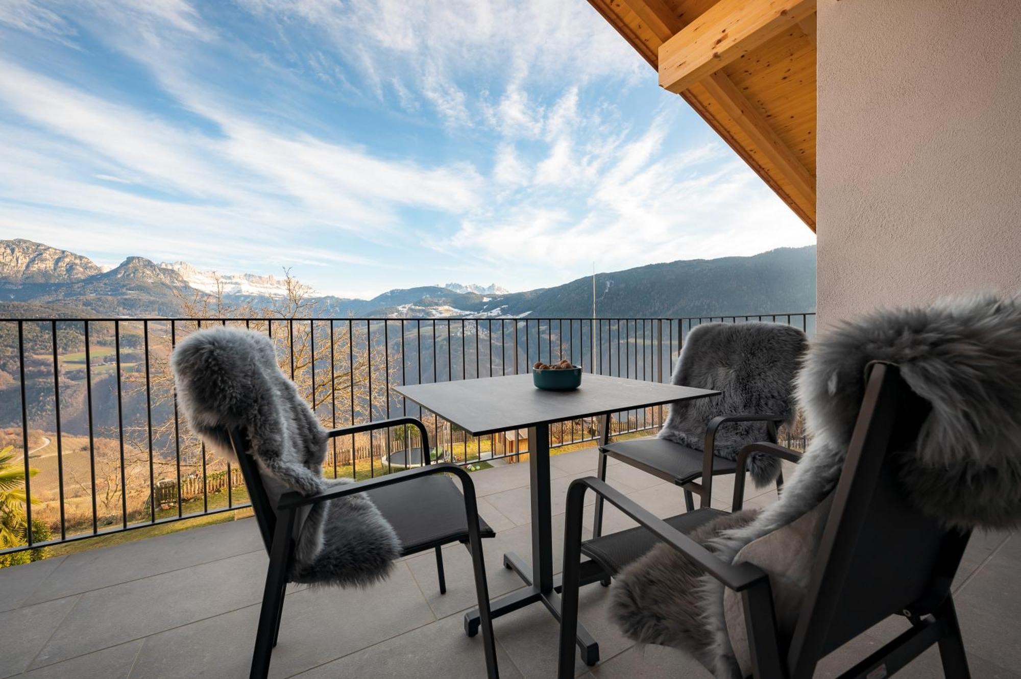 Gestuet Feuerstein- Lanznasterhof Apartment Prato all'Isarco ภายนอก รูปภาพ